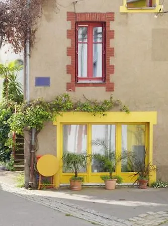 Charming In Artist District Trentemoult *